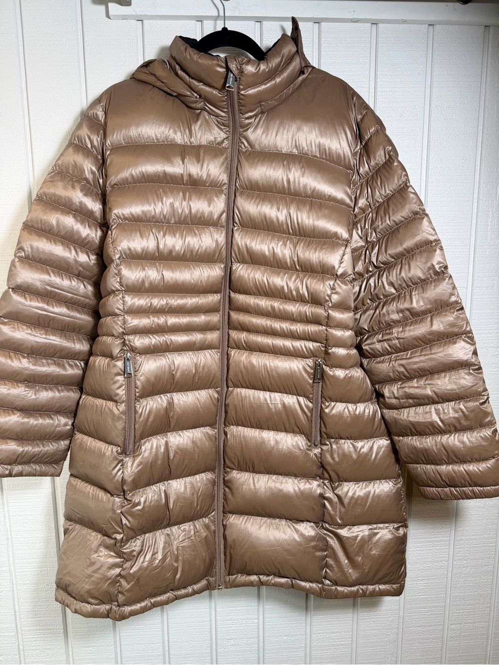 Andrew Marc packable light weight premuim down filled puffer coat Size XXL